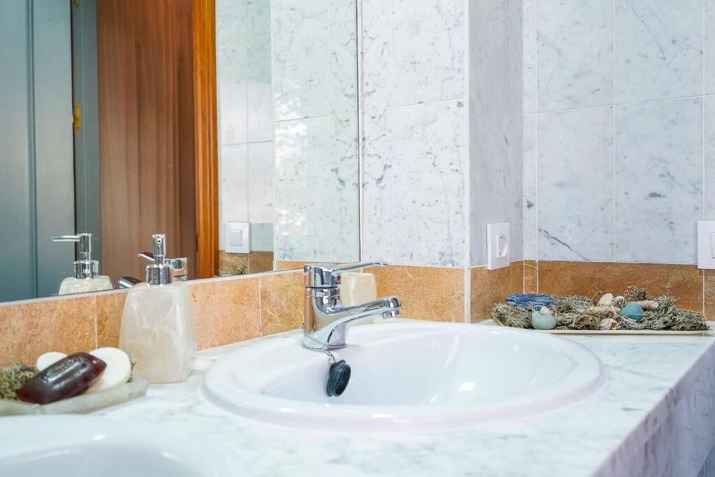 Lovely And Chic Apartment In The Heart Of Sevilla Buitenkant foto